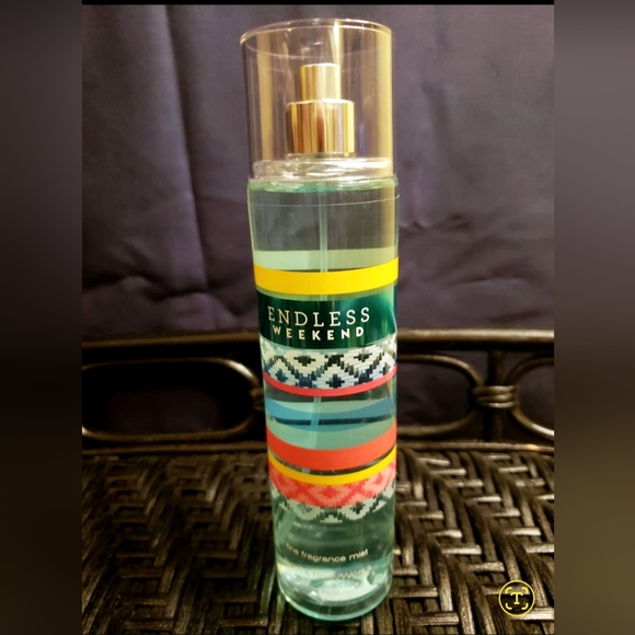 Bath & Body Works Other - BATH & BODY WORKS "ENDLESS WEEKEND" MIST